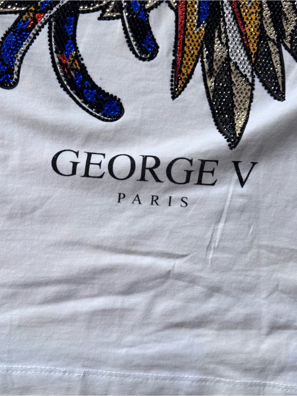 Avenue George V White Short-Sleeve Tee rhinestone Colorful Headdress Graphic XXL - Picture 2 of 10